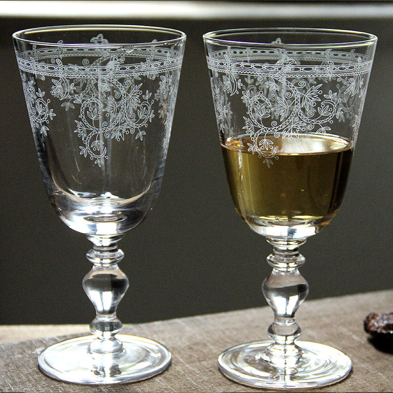 French Vintage-Style Stemmed Wine Glass With Etched Patterns