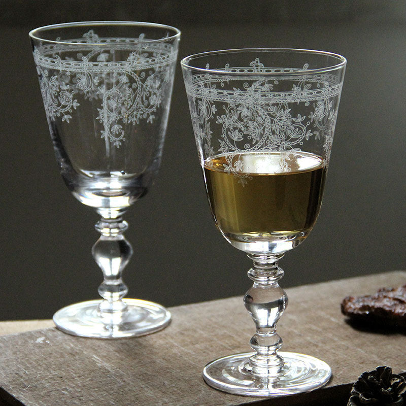 French Vintage-Style Stemmed Wine Glass With Etched Patterns