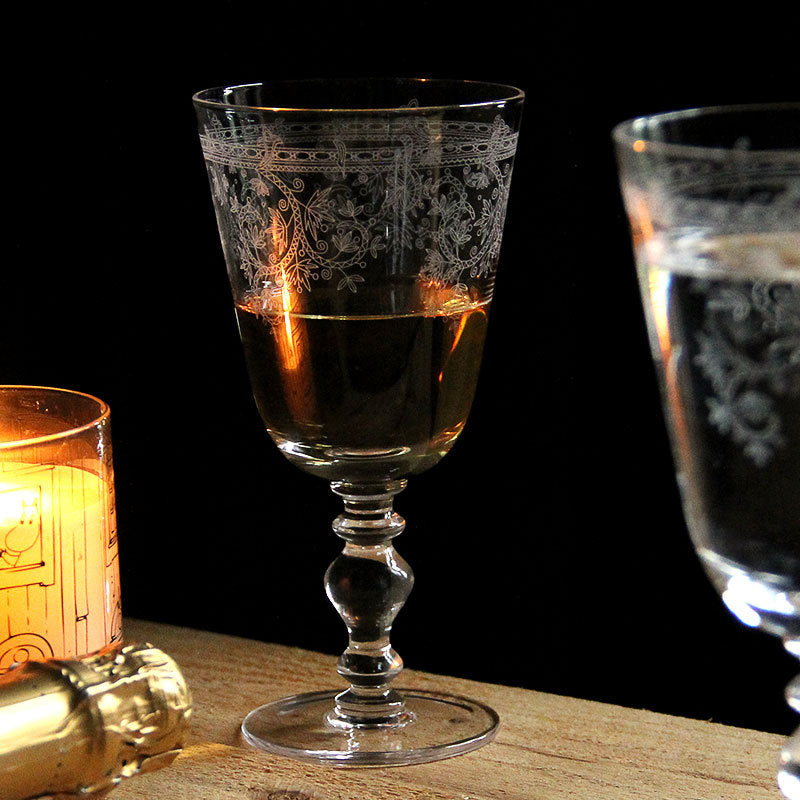 French Vintage-Style Stemmed Wine Glass With Etched Patterns